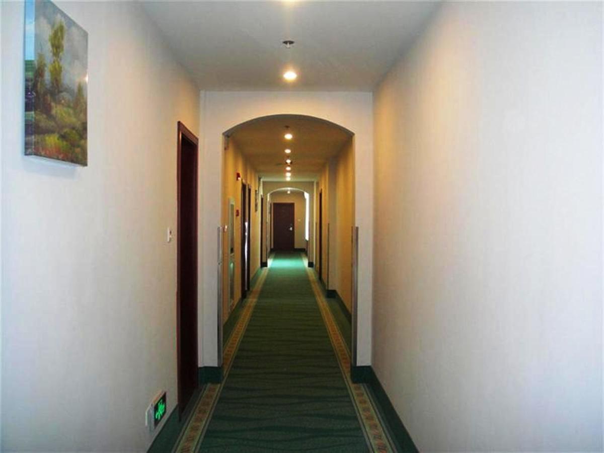Greentree Inn Shanghai Huangxing Park Subway Station Express Hotel المظهر الخارجي الصورة